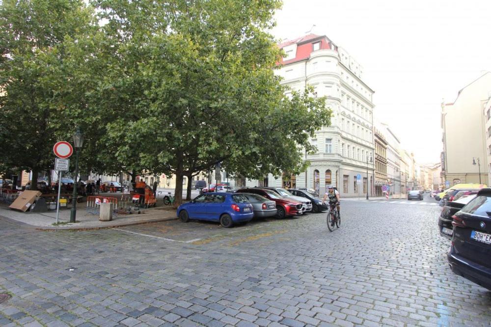 Centre Apartment *